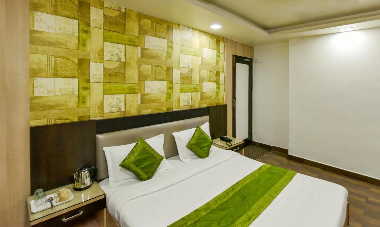 Hotel Kanishka Rāipur エクステリア 写真
